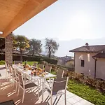 Ossuccio Grande C With Pool Sleeps 12 By Italian Dom wakacyjny