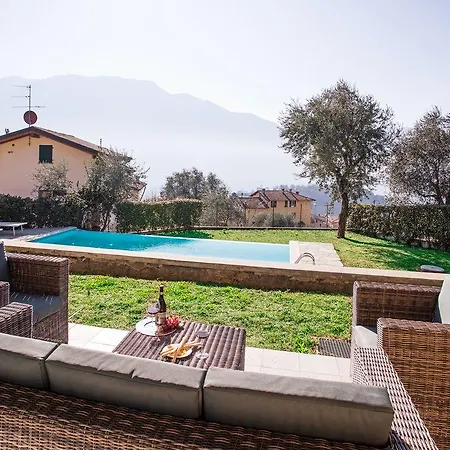 Ossuccio Grande C With Pool Sleeps 12 By Italian 펜션