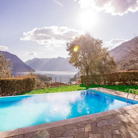 Ossuccio Grande C With Pool Sleeps 12 By Italian * 코모