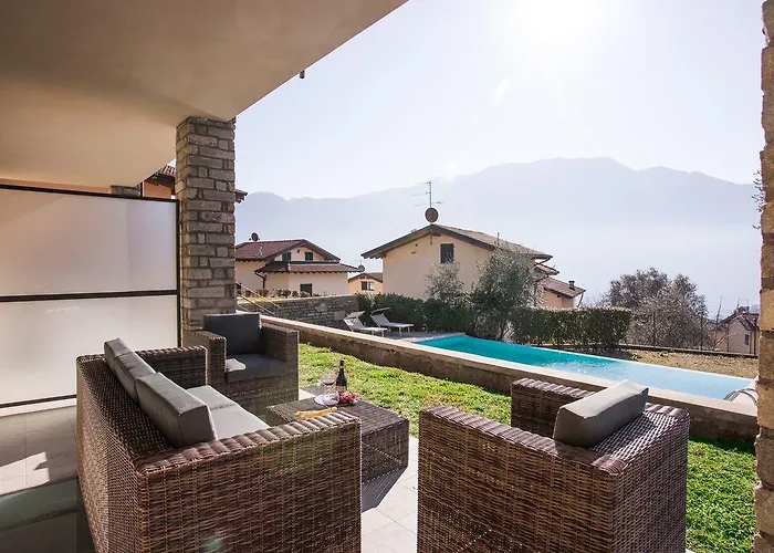 Σπίτι διακοπών Ossuccio Grande C With Pool Sleeps 12 By Italian *