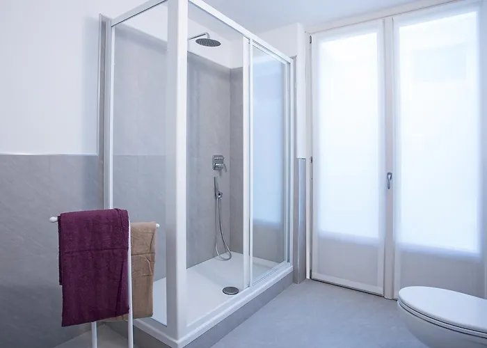 Σπίτι διακοπών Ossuccio Grande C With Pool Sleeps 12 By Italian