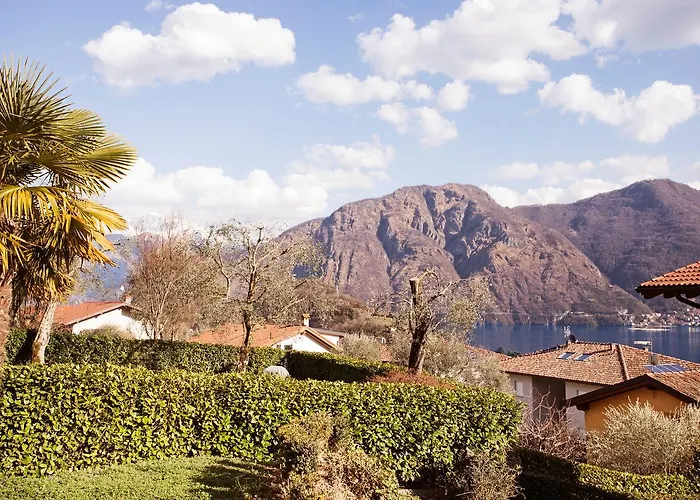 Σπίτι διακοπών Ossuccio Grande C With Pool Sleeps 12 By Italian Όπως