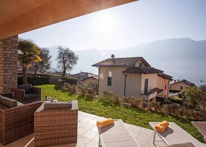 Ossuccio Grande C With Pool Sleeps 12 By Italian Σπίτι διακοπών Όπως